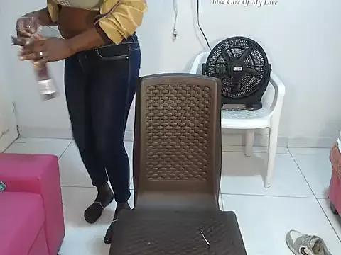 Hillarybrownx webcams show profile image 