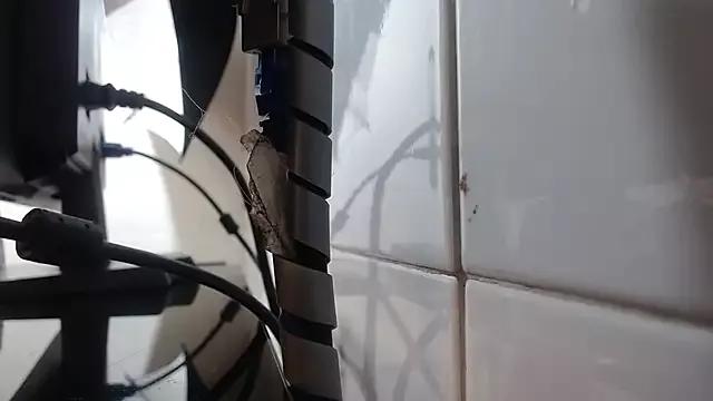 Hills_Mia from StripChat is Freechat