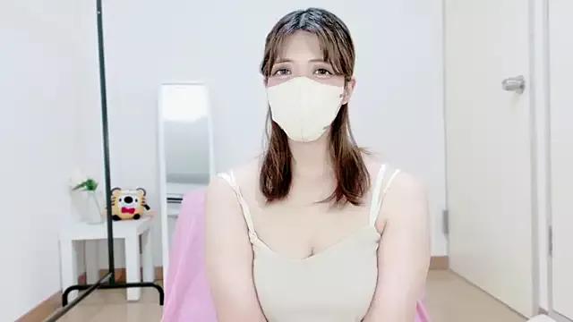 Hinachuuu__D webcams show profile image 
