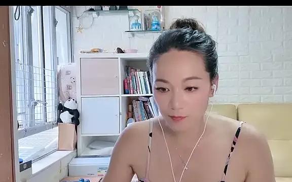 HK_MiShine666 from StripChat is Freechat
