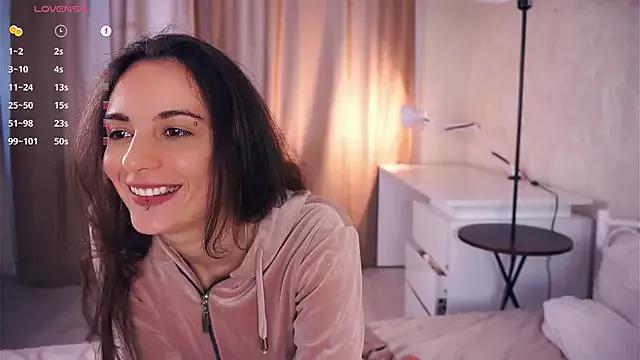 Holla_Molly from StripChat