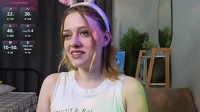 HollieCollelo from StripChat