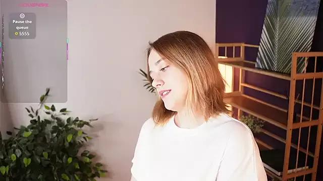 HollieCollelo from StripChat