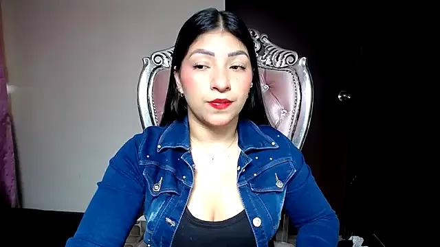 holly20a from StripChat
