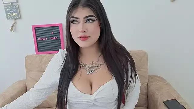 Explore our live girls sluts from our Custom and Multi clubs and checkout exclusive access to highly interactive content, such as shape, hair, titties, pussy type and many more.