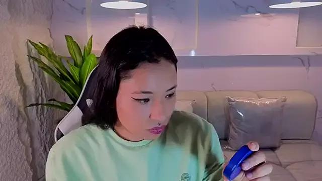 Hollypeyton_Tp from StripChat