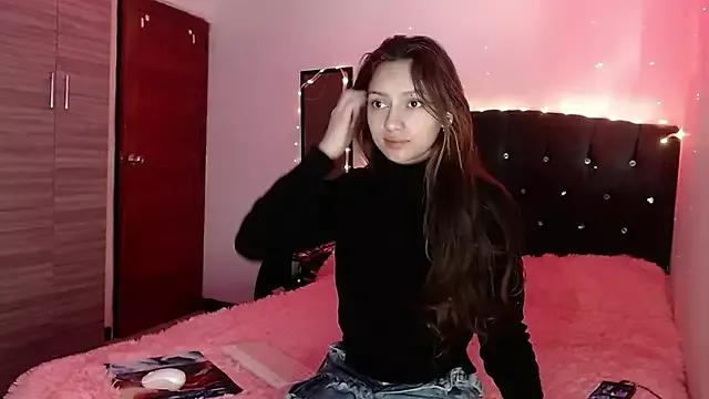 Explore our live girls sluts from our Custom and Multi clubs and checkout exclusive access to highly interactive content, such as shape, hair, titties, pussy type and many more.