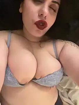 Holyeroticss webcams show profile image 