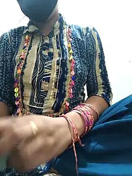 honey2sonam from StripChat is Freechat