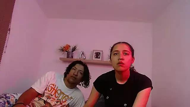 Explore our live girls sluts from our Custom and Multi clubs and checkout exclusive access to highly interactive content, such as shape, hair, titties, pussy type and many more.