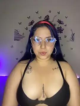 Explore our live girls sluts from our Custom and Multi clubs and checkout exclusive access to highly interactive content, such as shape, hair, titties, pussy type and many more.