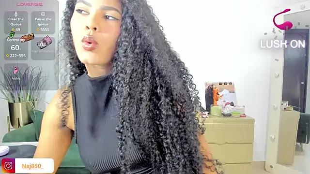 Explore our live girls sluts from our Custom and Multi clubs and checkout exclusive access to highly interactive content, such as shape, hair, titties, pussy type and many more.