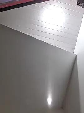 hothoney80 from StripChat