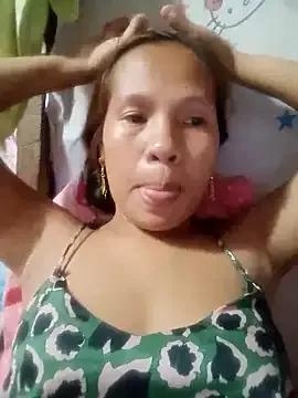 HotNaughtyGirl23 from StripChat is Freechat
