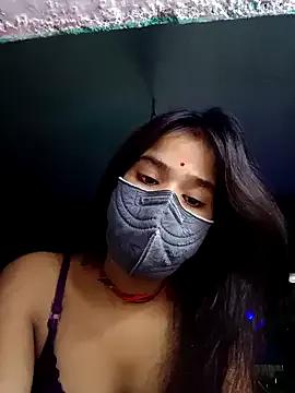 Hotranijihot from StripChat is Freechat