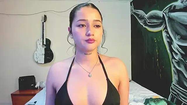 Hott_Hanna from StripChat