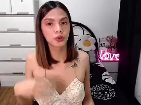 Hotter_than_urwife from StripChat is Freechat