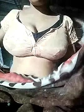 Hottestgirll from StripChat