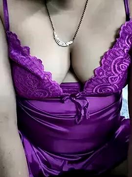 hotti-rashmi from StripChat