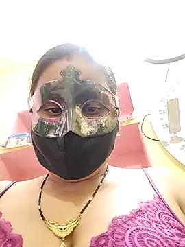 hotti-rashmi from StripChat