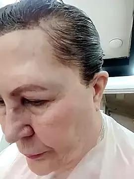Hottie-Mom from StripChat