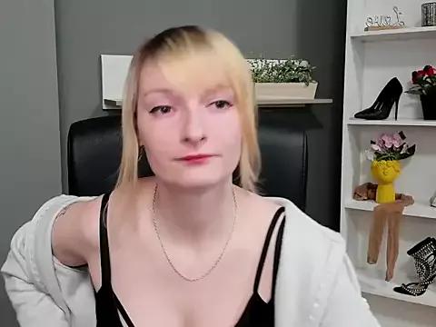 hottieBlair from StripChat