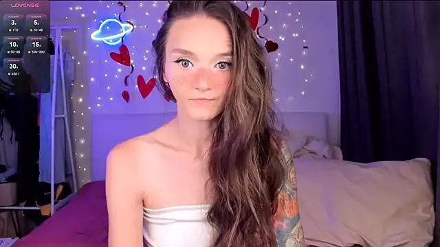 HottieEVER from StripChat