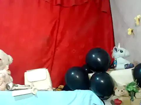hottieperla from StripChat