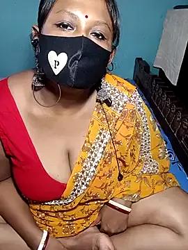 Hotty-rosni from StripChat