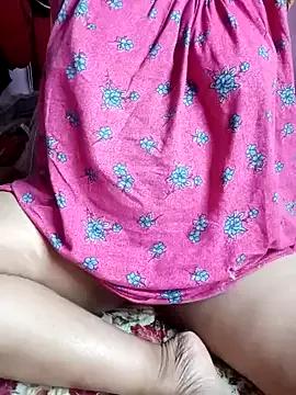 Hotty-rumi from StripChat