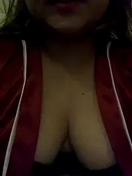 hottylover03 from StripChat