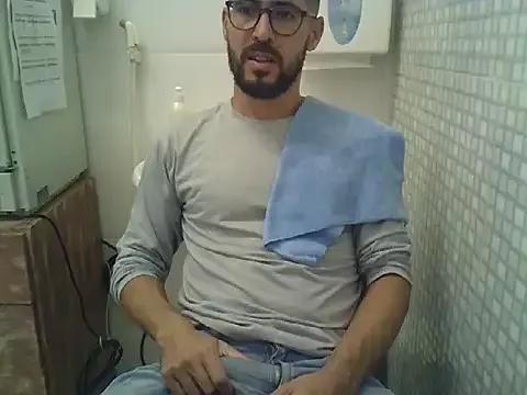 HS-hotsmile from StripChat