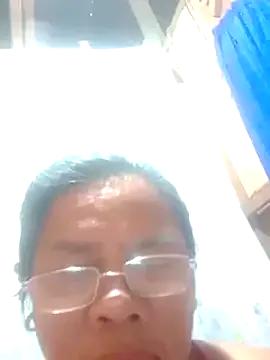 Huge_mama69 from StripChat is Freechat