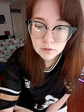 HunnyyLove from StripChat