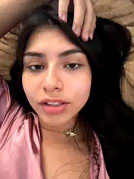 Hurrem_18 webcams show profile image 