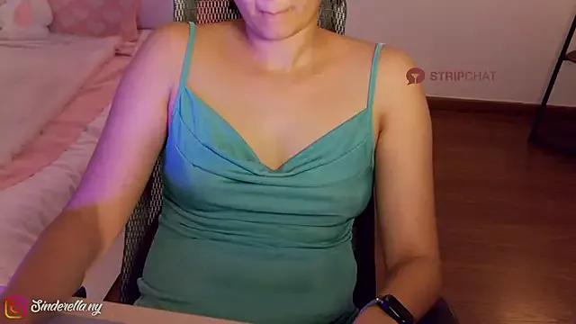 Photos of i-scream from StripChat is Freechat