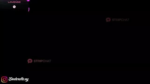 Photos of i-scream from StripChat is Freechat