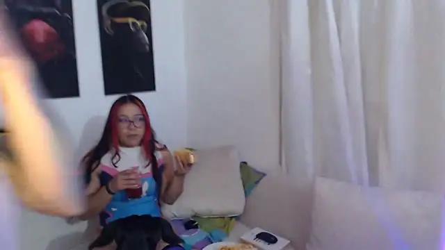 Explore our live girls sluts from our Custom and Multi clubs and checkout exclusive access to highly interactive content, such as shape, hair, titties, pussy type and many more.