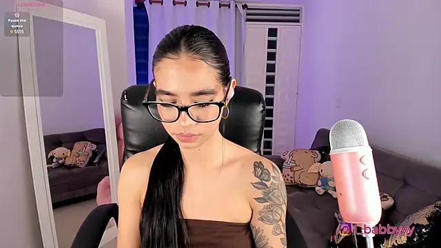 Explore our live girls sluts from our Custom and Multi clubs and checkout exclusive access to highly interactive content, such as shape, hair, titties, pussy type and many more.