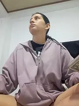 Explore our live girls sluts from our Custom and Multi clubs and checkout exclusive access to highly interactive content, such as shape, hair, titties, pussy type and many more.