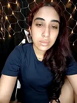 ifeelverywet_andhot from StripChat