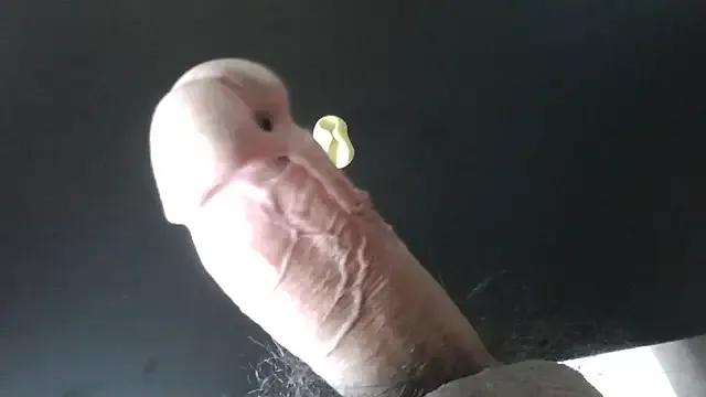 ikkakusai11 from StripChat