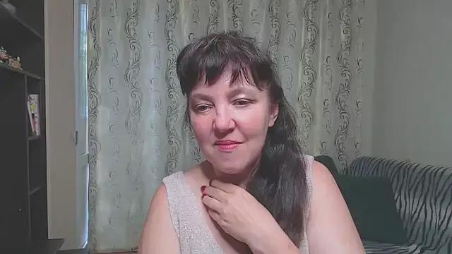 Illusionq from StripChat