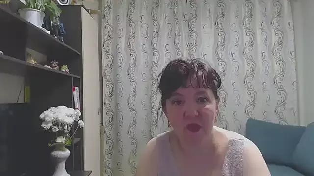 Illusionq from StripChat