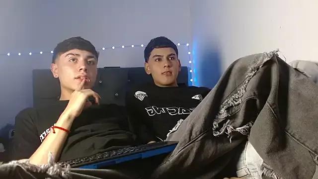Im_juanda from StripChat is Freechat