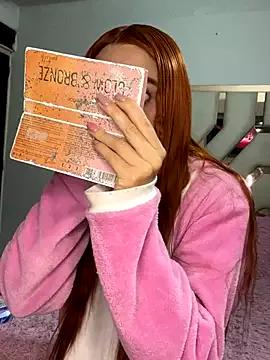 Im_sarah from StripChat is Freechat