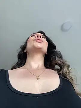 Explore our live girls sluts from our Custom and Multi clubs and checkout exclusive access to highly interactive content, such as shape, hair, titties, pussy type and many more.