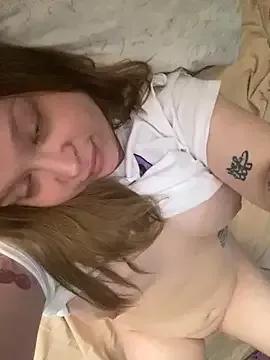 IMHORNYWET webcams show profile image 