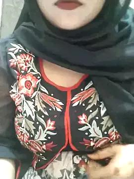 Indian-Nazia from StripChat