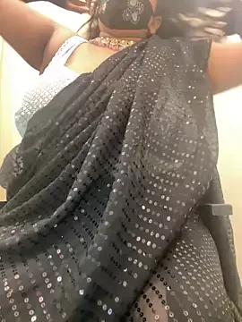 IndianHotBhabi from StripChat is Freechat